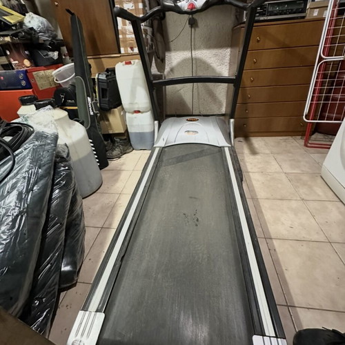 Axxon A800 Premium treadmill used with advanced features