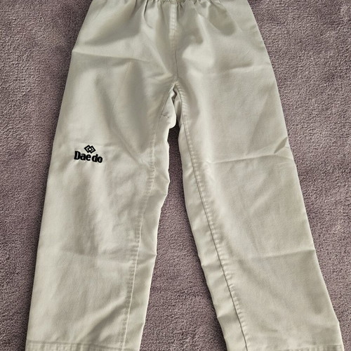 Dae do Taekwon-do Pants used, size 1, up to 1.40 m