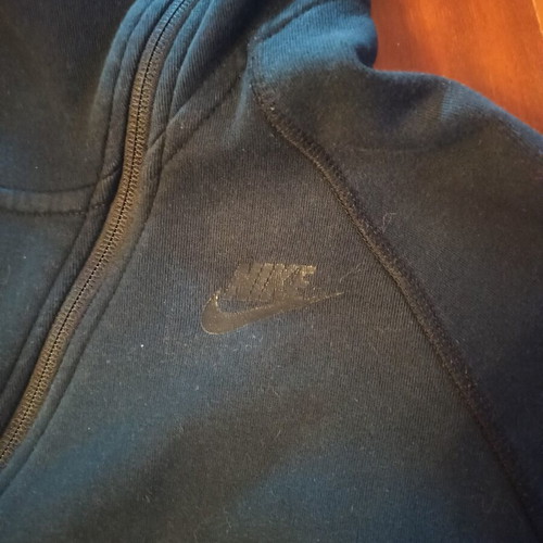 Nike Tech Fleece ζακέτα με κουκούλα μεταχειρισμένη, γυναικείο νούμερο L, μαύρο