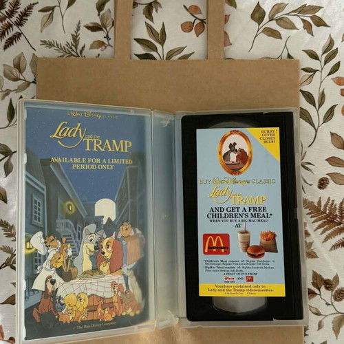 Mary Poppins videocassette like new