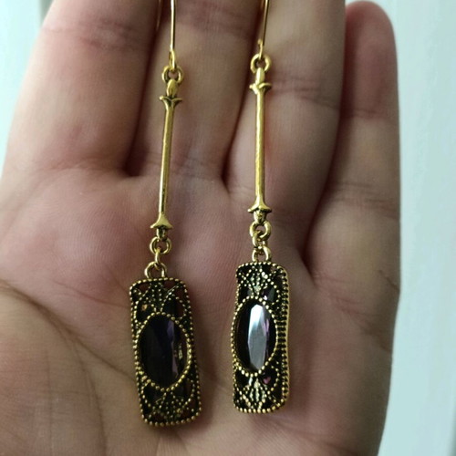 Women's earrings Victorian style with crystal stone and steel new