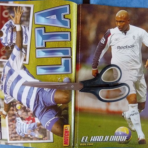 Match Football Magazine issue 9-15/1/2007 like new with Newcastle posters