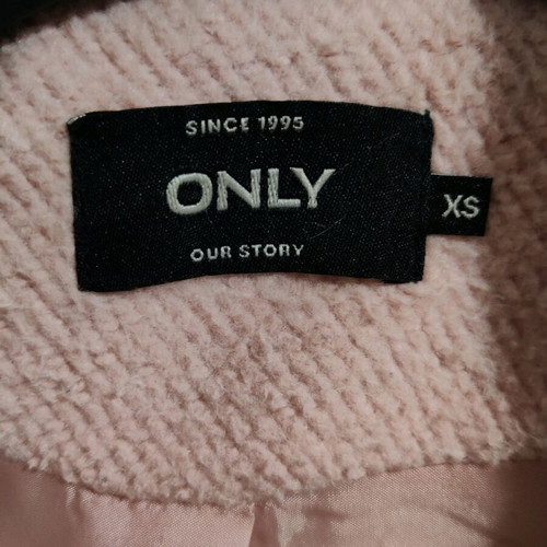 Only pink trench coat XS like new