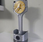 Clock with piston and connecting rod new, analog table clock