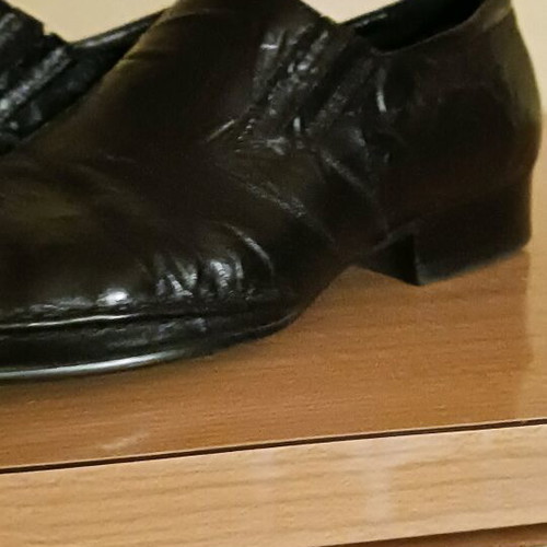 Leather shoes black slip-ons size 42 like new