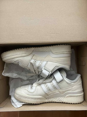 Adidas Forum 84 Low γυναικεία αθλητικά παπούτσια μεταχειρισμένα, λευκά με ιβουάρ, νούμερο 36 και 2/3