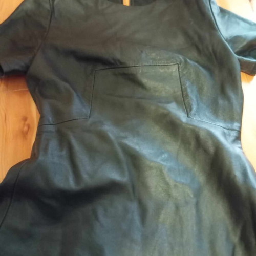 Zini leather top like new, size XS, black