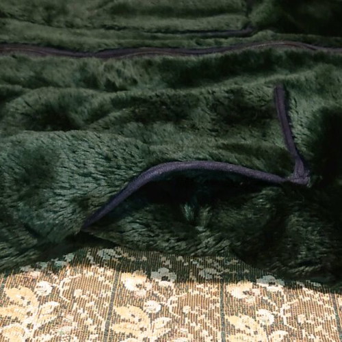 Hunting coat like new, green color, size M and L
