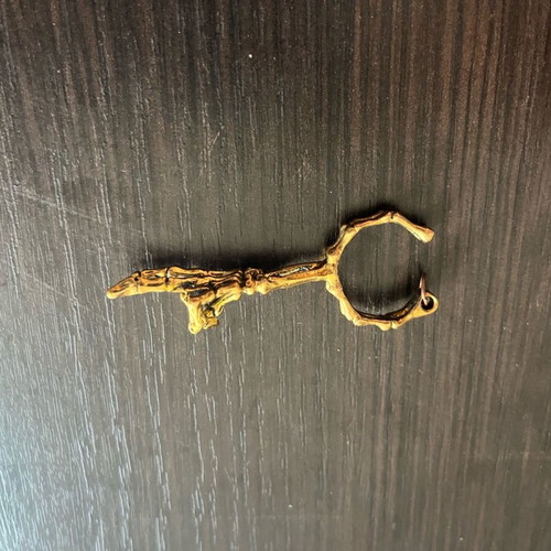 Ring cigarette holder new
