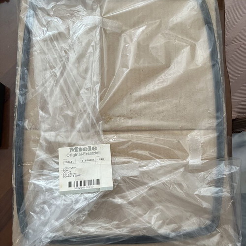Miele oven seal new in packaging