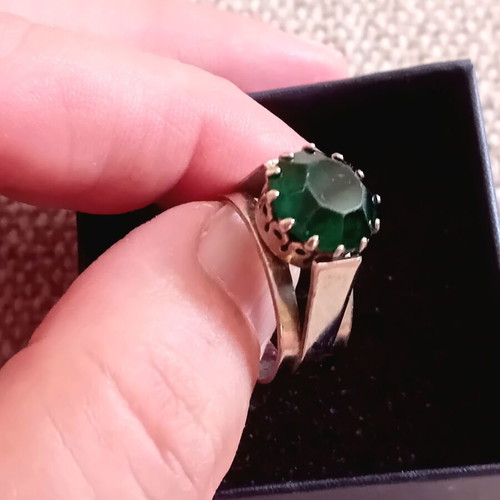 Vintage ring with large green stone adjustable size like new