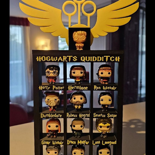 Βάση Επίδειξης Harry Potter Kinder Joy Quidditch Καινούργιο