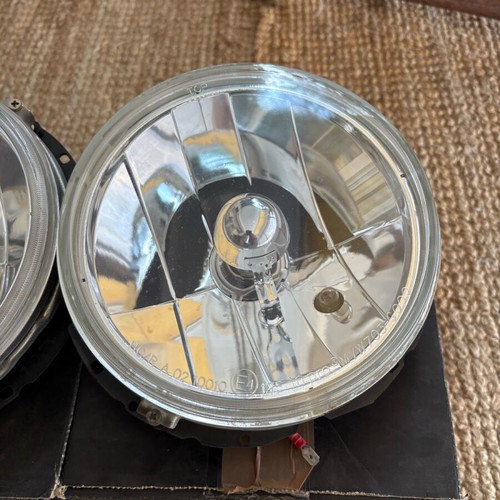 VW Beetle H4 Headlights Pair 1968- Like New