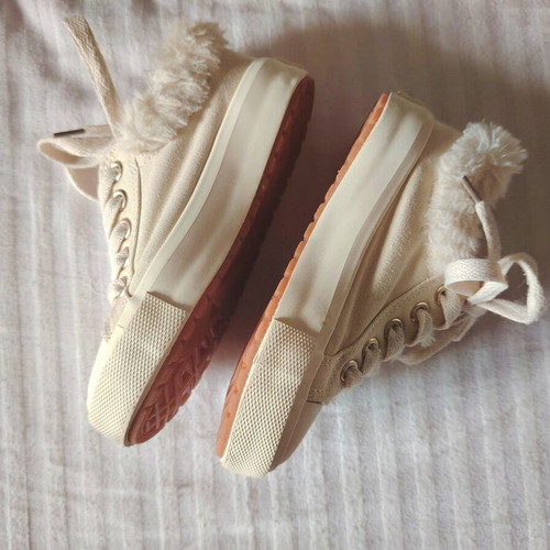 Girls' beige winter sneakers, size 27, sporty