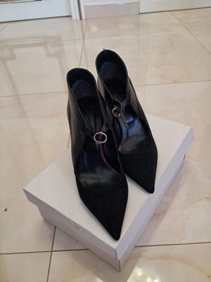 Amelia black pumps like new, size 37