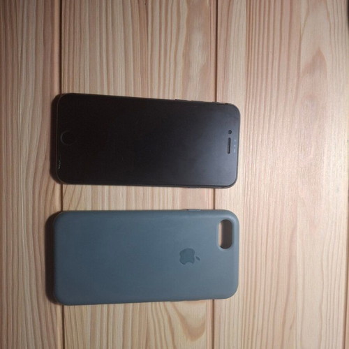 iPhone 8 used, fully functional, 64GB, black
