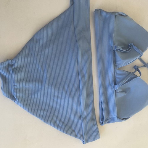Blue Ribbed Bikini Set like new, size XL