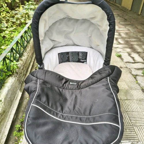 Britax Baby Stroller, Car Seat and Port-Bebe used, with Fisher Price electric baby relax