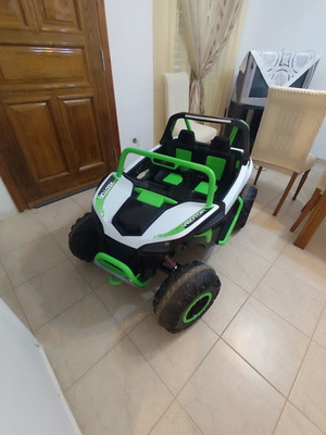Electric children's car