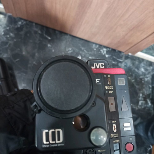 JVC GR-C7E video camera used, excellent condition, cassette