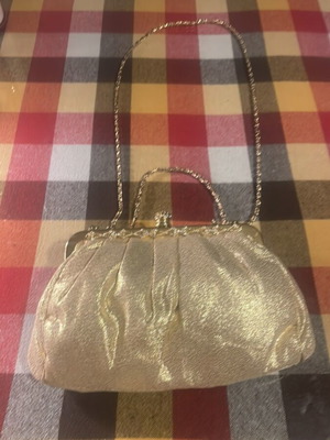 Women's vintage gold evening clutch like new