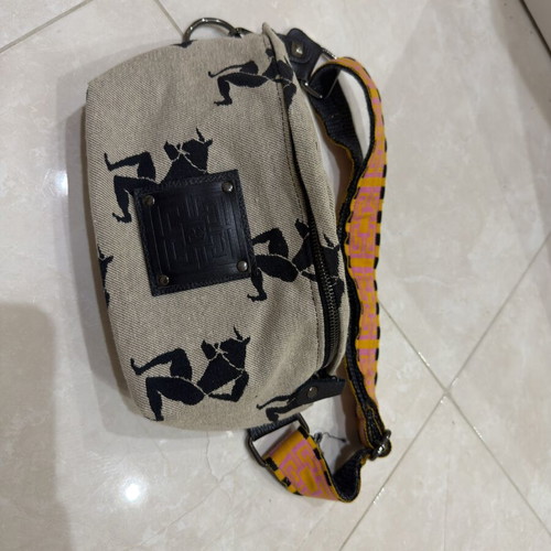 Ames Ostrako Mino crossbody bag, beige