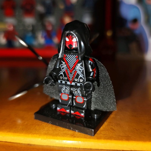 Spider-Man Miles Morales (Arachknight Suit) σαν καινούργιο με βάση και εξαρτήματα