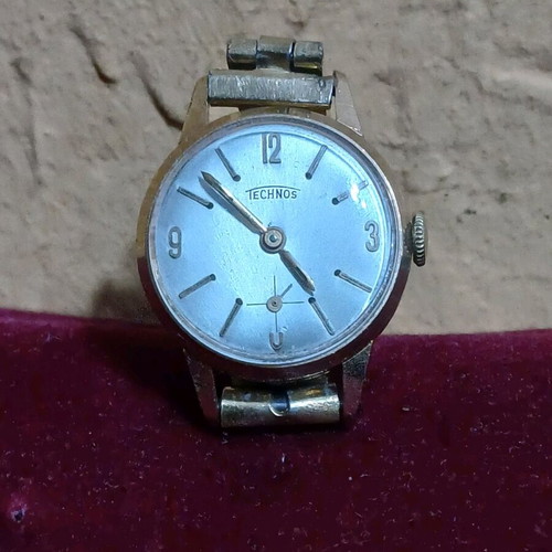 Technos wristwatch women's like new, Swiss made