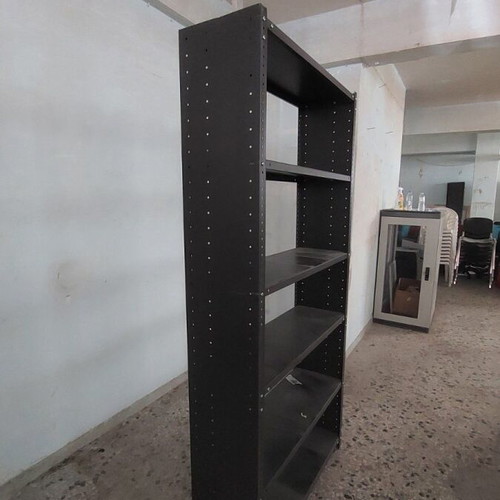 Dexion metal shelving system like new, 5 shelves, heavy duty
