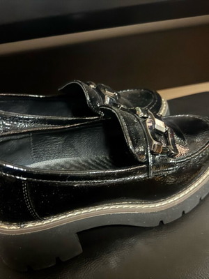Level Anatomic loafers with chunky sole, like new, black size 39