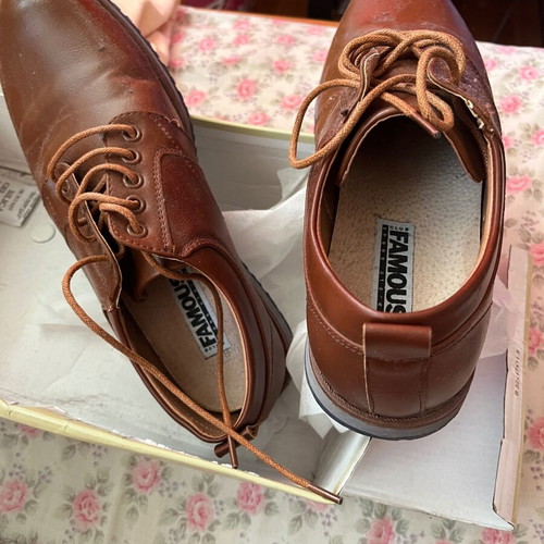 Famous Shoes casual brown shoes size 42