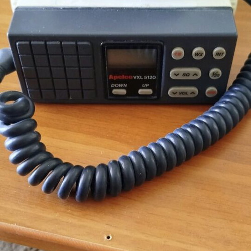 Apelco VXL 5120 VHF Marine 25W like new