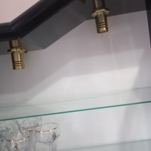 Living room unit like new with built-in spotlights 1.80m height 1.70m length