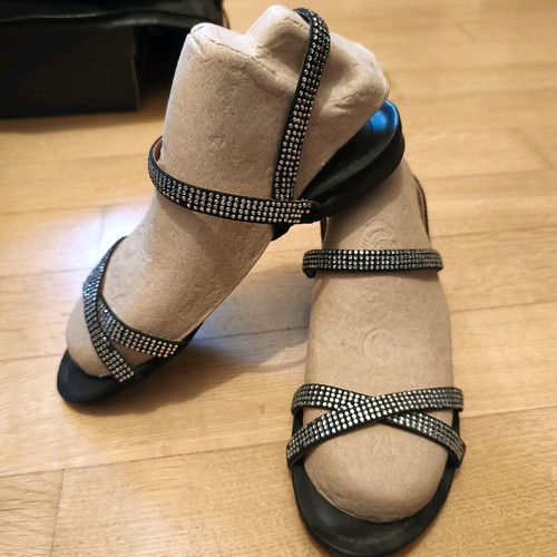 Leather suede sandals used with silver strass, size 38