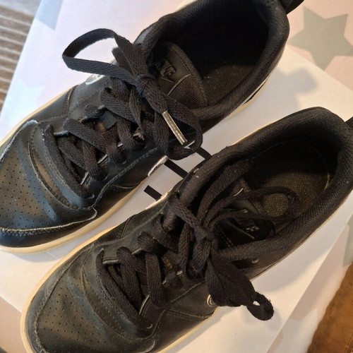 Nike low used black athletic shoes size 38.5