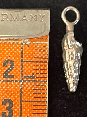 Silver Shell Motif Pendant New