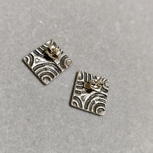 Silver square 925 earrings used with unique design