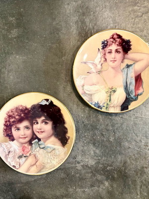 Πιάτα τοίχου πορσελάνης σετ 2 τεμ. 19εκ. Louis Laffite καινούργια