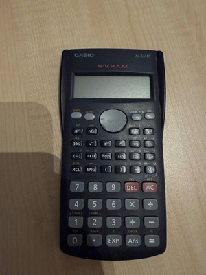 Casio fx-83MS calculator used without battery