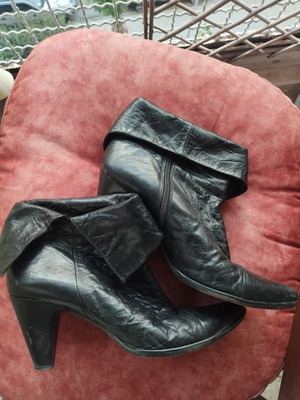 Opti leather ankle boots black used, medium heel, size 41