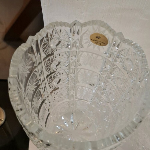 Set of crystal vases like new, 3 pieces