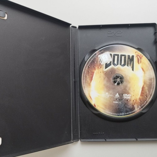 Doom Extended Edition DVD like new, action, sci-fi, horror