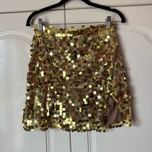 Studio 83 mini skirt gold like new, size S