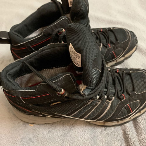 Adidas AX1 μποτάκια πεζοπορίας 44 μεταχειρισμένα, μαύρα