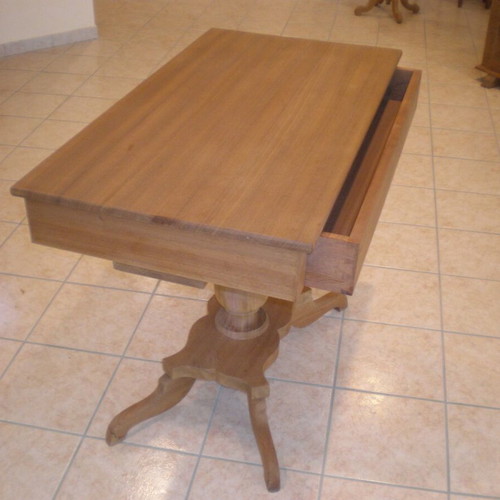 Handcrafted Doctor's Desk in Solid Mahogany New