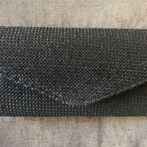 Crossbody envelope bag like new, black straw