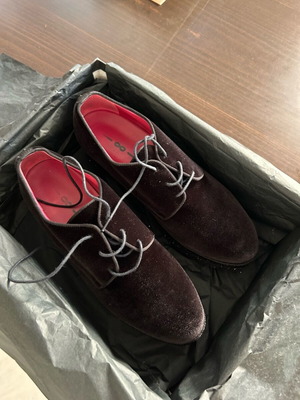 Closed shoes new Made In Italia with rhinestones, size 38.5