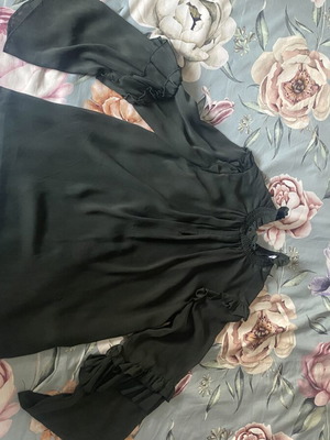Zara green shirt with front opening, XS