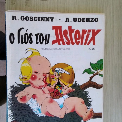 Asterix comics used, 27 issues in good condition