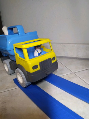 Playmobil Water Tank Truck 9144 like new
